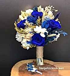 Solmayan Gülden Gelin buketi