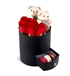 Silindir Kutuda Ayıcıklı Kırmızı Gül ve Makaron Aranjmanı | Bursa Gemlik