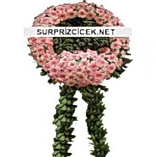 Pembe Cenaze Çelengi