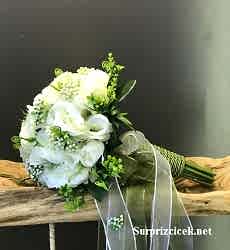 Beyaz Güllerden Yapay Gelin Buketi